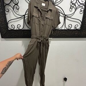 Stylish Olive Jumpsuit with Belted Waist